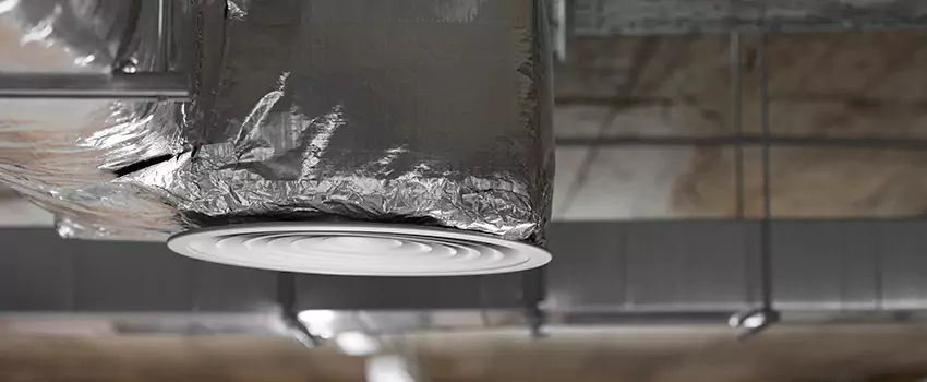 Signs of Dust Accumulation in Vents in Central, LA